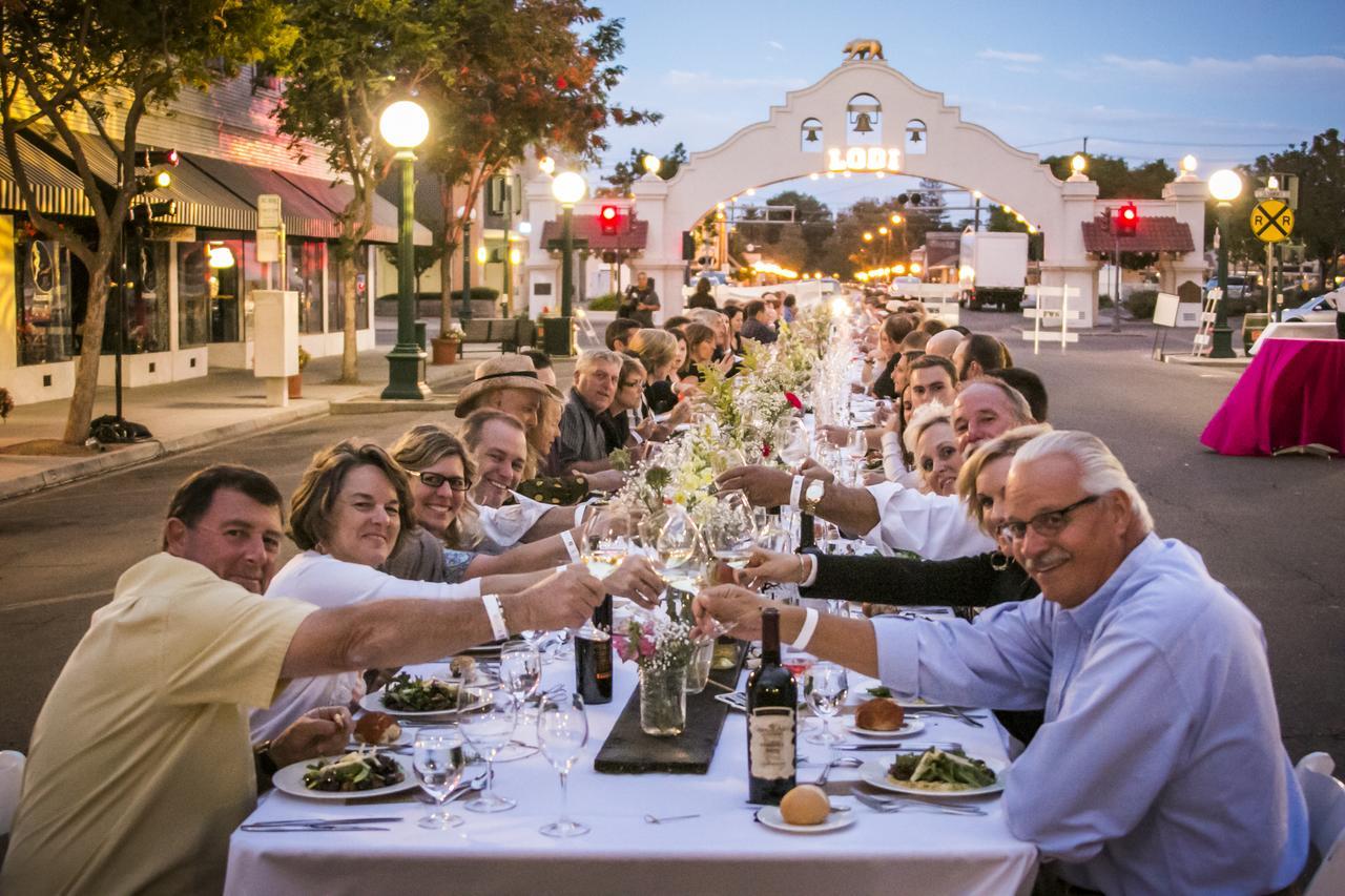 Bordeaux Inn Lodi Dış mekan fotoğraf